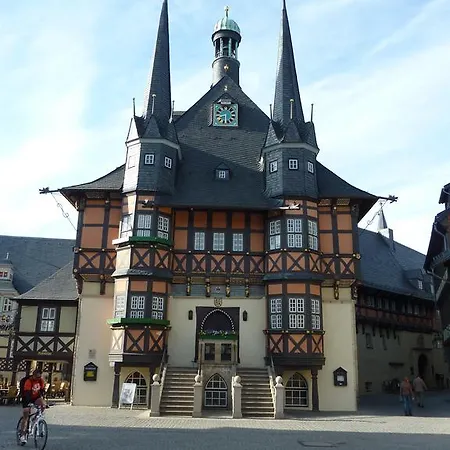 Отель Altora Eisenbahn Themenhotel