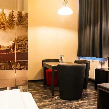 酒店 Altora Eisenbahn Themenhotel 3*