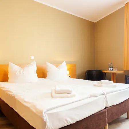 酒店 Altora Eisenbahn Themenhotel 3*