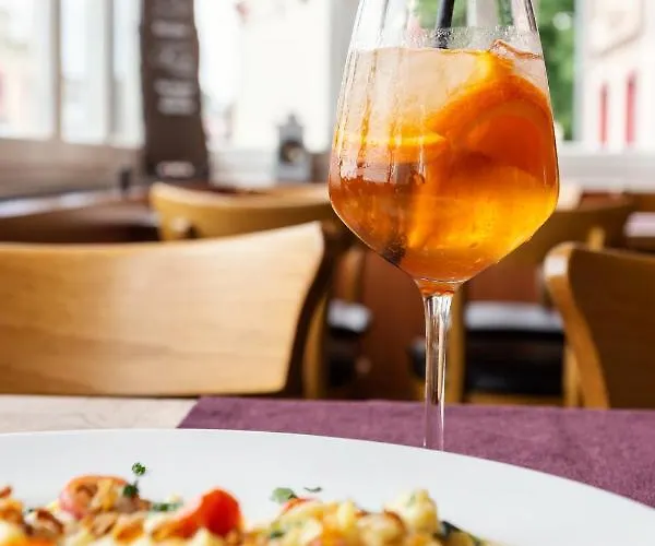 מלון Altora Eisenbahn Themenhotel