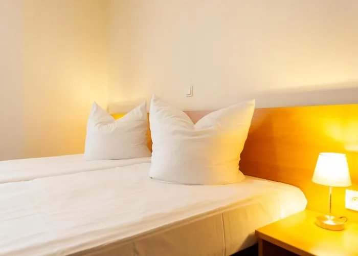 Altora Eisenbahn Themenhotel מלון ורניגרוד