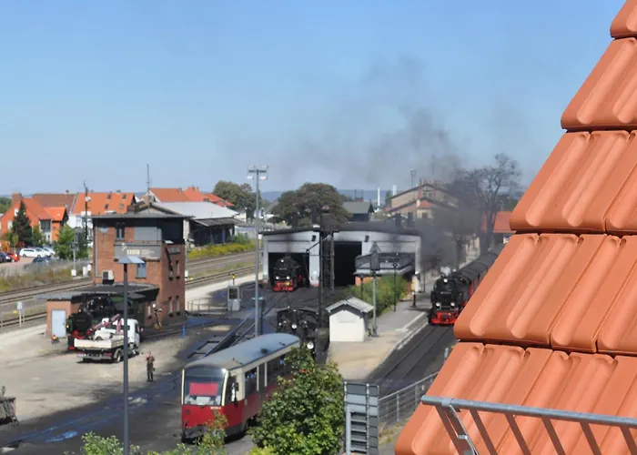 アルトラ アイゼンバーン テーメンホテル ホテル 3*