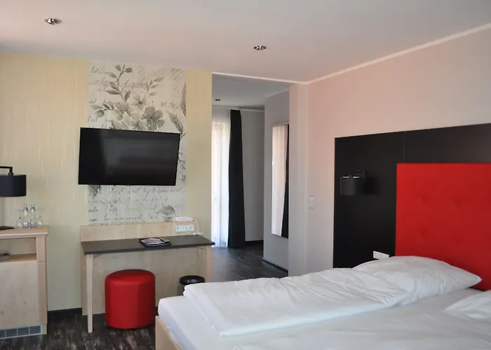 Отель Altora Eisenbahn Themenhotel 3*